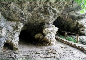 Экскурсия по Сочи (Воронцовские пещеры, Навалищенский каньон, Белые скалы)